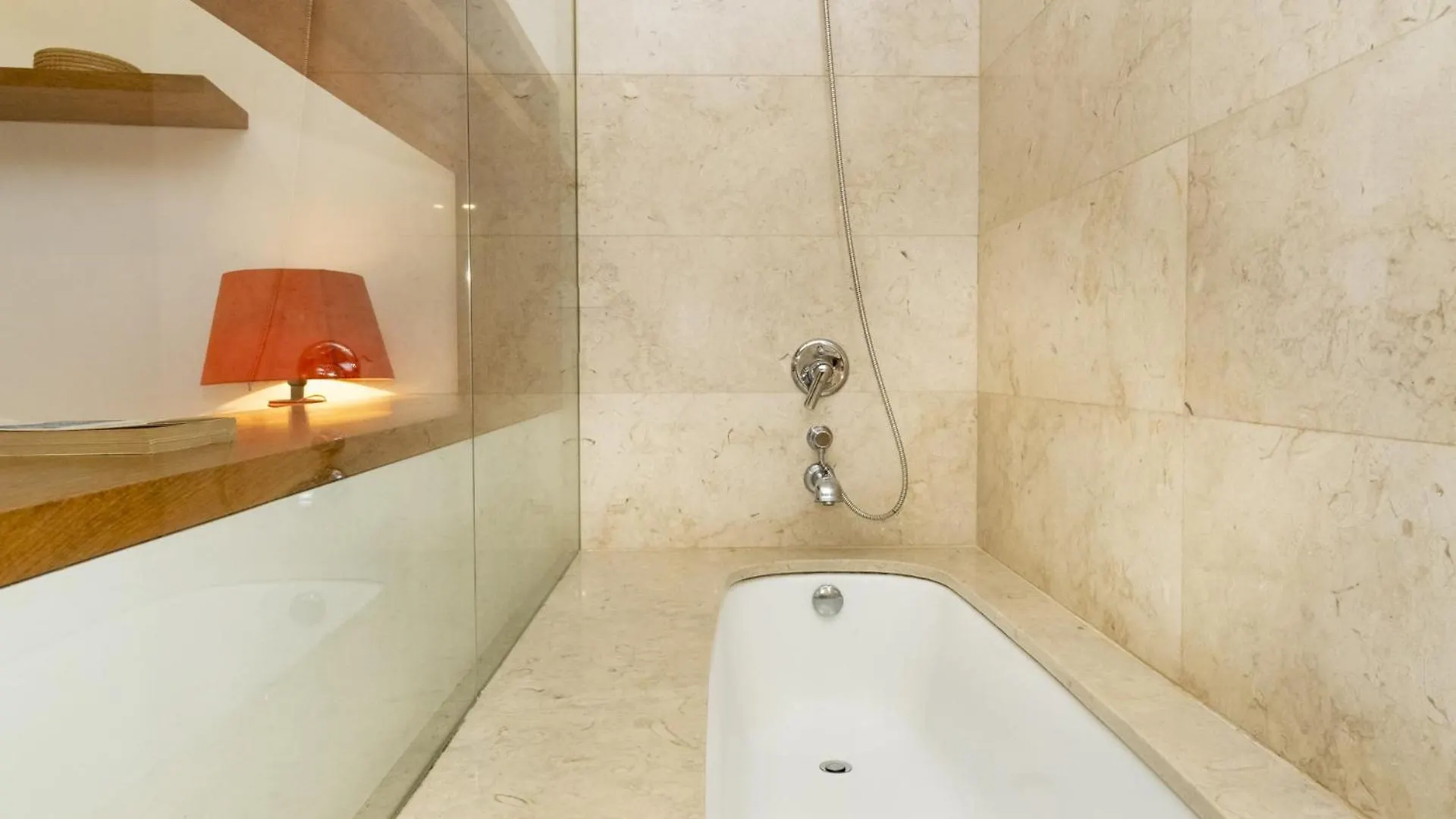 Apartment With Terrace In Downtown - Ttl279 Lisbona